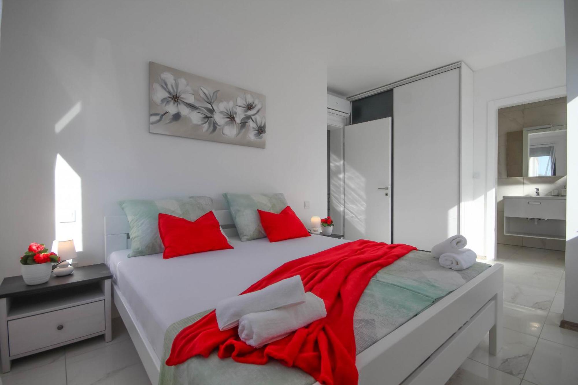 Villa Essenza Vita In Vodice Only 650 Meters From The Beach エクステリア 写真
